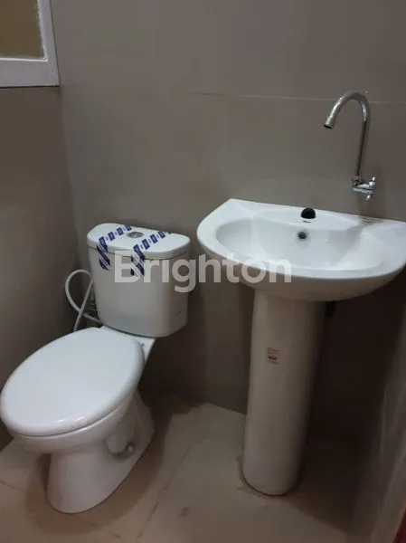 image RUMAH BARU 2 LANTAI DI PERUMAHAN JATI PERMAI - SAYAP KURDI BANDUNG (10)