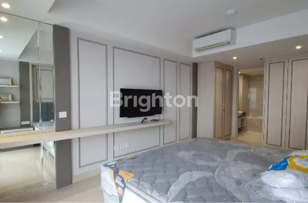 image APARTMENT ONE ICON, TUNJUNGAN PLAZA - HIGH FLOOR (5)