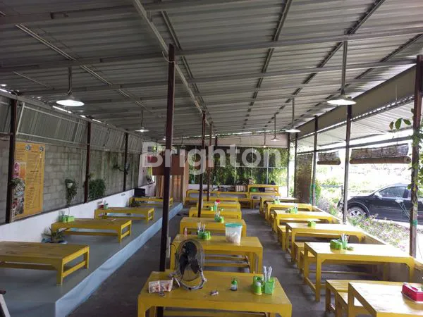 image CAFE DI DEKAT STADION BATAKAN BALIKPAPAN (7)