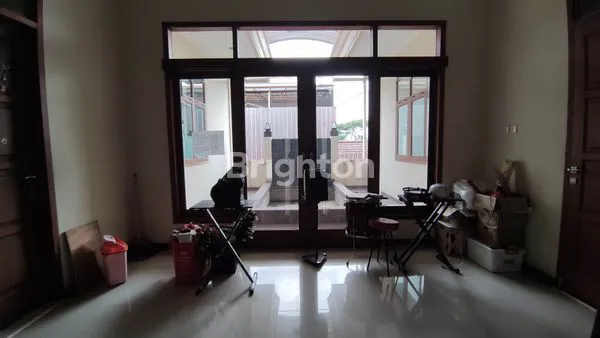 image DEKAT UK PETRA SIAP HUNI (2)