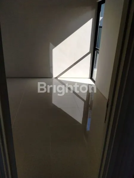 image RUMAH MINIMALIS YANG AYU DENGAN 2 LANTAI  GRAND SUNRISE TYPE VIOLET DELUXE (6)