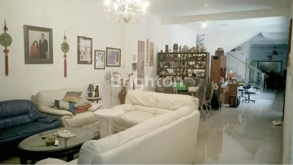 image RUMAH RAYA SUKOMANUNGGAL JAYA COCOK BUAT USAHA (4)