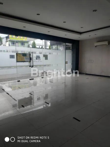 image BANGUNAN PUSAT KOTA COCOK UNTUK USAHA KANTOR (7)