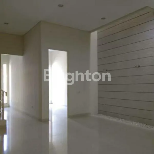 image RUMAH MODERN MINIMALIS 2 LT DI WISMA PERMAI BARAT SURABAYA BARU DAN GRESS (2)
