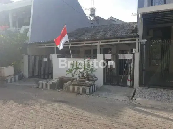 image RUMAH DI SUTOREJO (1)