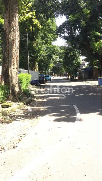 image RUMAH MELAWAI HITUNG TANAH (4)