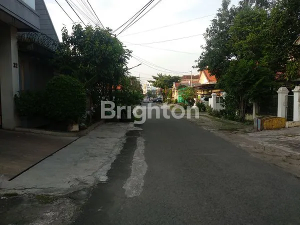 image RUMAH TENGAH KOTA SURABAYA HITUNG TANAH (2)