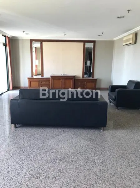 image KONDOMINIUM GRAHA FAMILI, KAWASAN HUNIAN PREMIUM DAN TERBAIK DI SURABAYA BARAT, GOLF VIEW CANTIK (3)