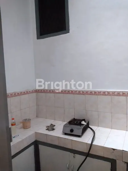 image RUMAH PUSAT KOTA JALAN JEND. BASUKI RACHMAT (2)