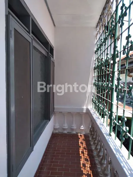image RUMAH PUSAT KOTA JALAN JEND. BASUKI RACHMAT (5)