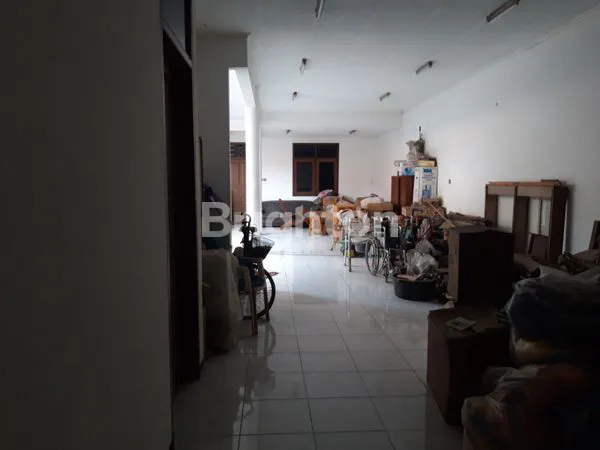 image HARGA TURUN!RUMAH BAGUS SIAP HUNI, TENGAHKOTA, HANYA SELANGKAH DARI JL BARITO RAYA (8)