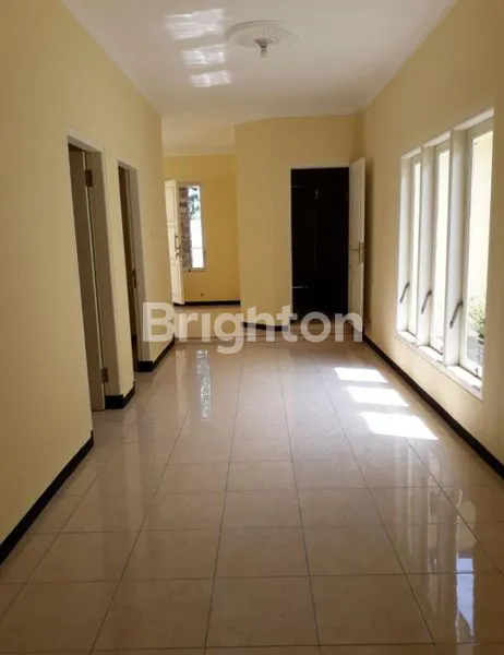 image RUMAH 1 LANTAI NOL JALAN RAYA, TERAWAT SIAP HUNI RAYA KETIMANG (5)