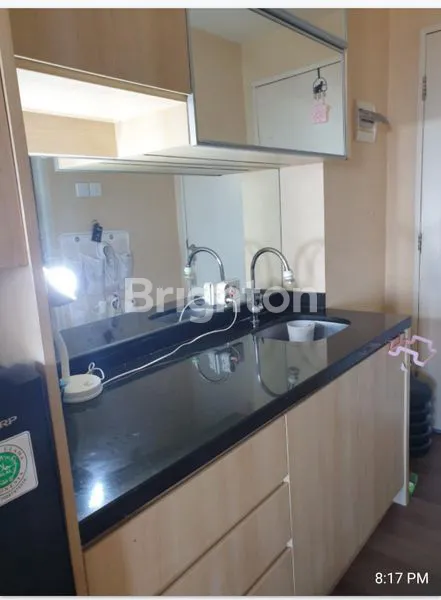 image APARTEMEN ORCHARD 1 BR DENGAN SEBAGIAN PERABOT (3)