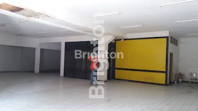 image EX SHOWROOM 0 JALAN RAYA,COCOK SEKALI UTK USAHA (2)