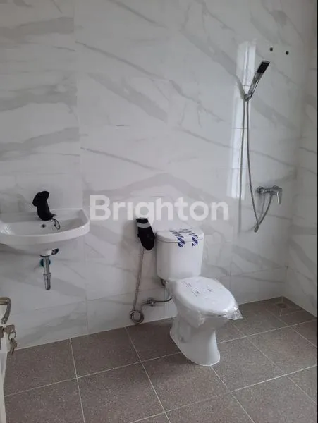 image LEBAK ARUM, 2 UNIT RUMAH BARU, ROW JALAN 2 MBL (4)