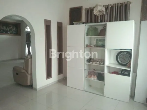 image MEWAN DAN NYAMAN (7)