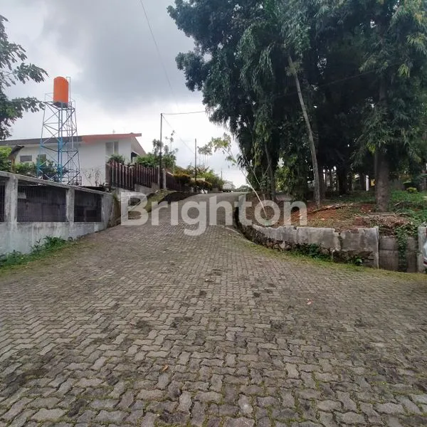 image TANAH KOSONG SIAP BANGUN HARGA TERBAIK DI GAJAH MUNGKUR SEMARANG SELATAN (4)