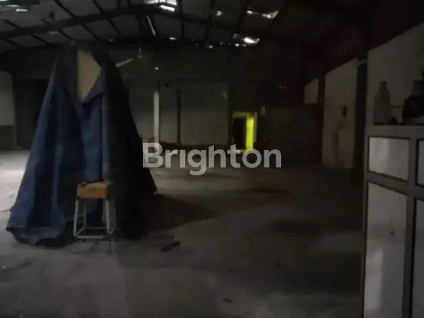 image RUMAH GUDANG DI KUTISARI (6)