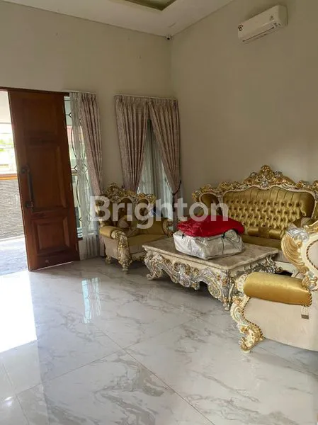 image RUMAH MEWAH DI SURABAYA SELATAN  (4)