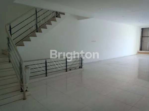 image RUKO 4 LANTAI LOKASI STRATEGIS DI JALAN UTAMA SEMARANG SELATAN (5)