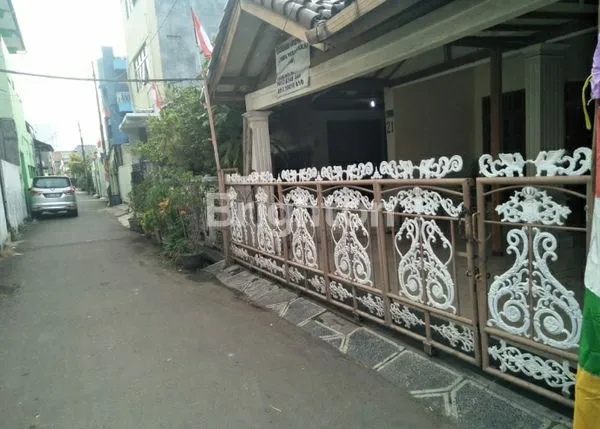 image RUMAH DI KAYURINGIN, BEKASI  (1)