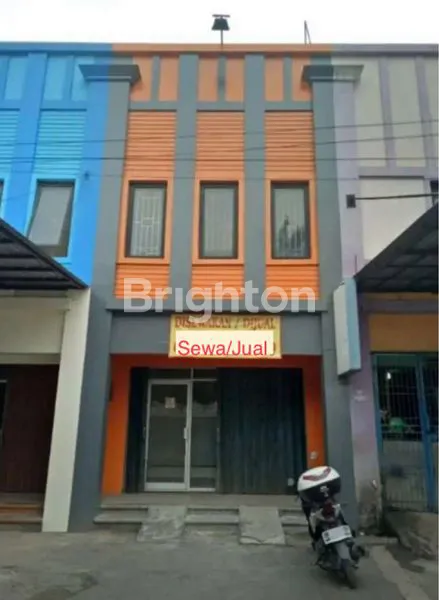 image RUKO 2 LANTAI DI TAMAN ROYAL 3 (1)