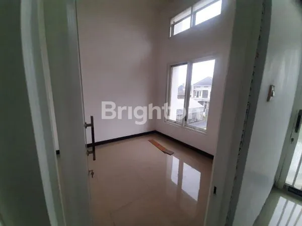 image RUMAH CANTIK, BARU DAN MURAH... HUNIAN 2 LANTAI (5)