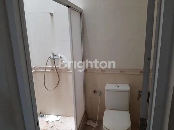 image RUMAH METRO PERMATA 1 BANGUNAN 2 LANTAI (6)