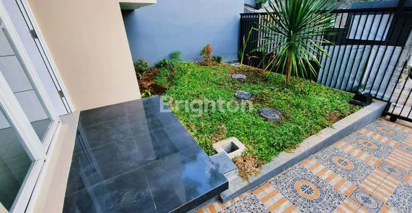 image RUMAH TINGKAT 2 LANTAI BAGUS SIAP HUNI SRI REJEKI DALAM SEMARANG BARAT DEKAT KLENTENG SAM POO KONG (5)