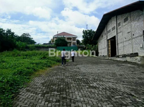 image TANAH DAN GUDANG DAERAH BERINGIN WETAN, STRATEGIS, TRUK BISA LEWAT, LAHAN MASIH LUAS (2)