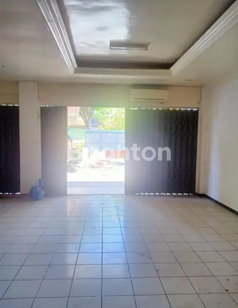 image RUKO 2,5 LANTAI DEKAT KOTA & PASAR COCOK UNTUK PERKANTORAN /USAHAJL. SOENANDAR - LARANGAN (2)