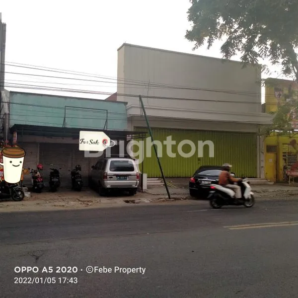 image RUMAH DI TENGAH KOTA TULUNGAGUNG (2)