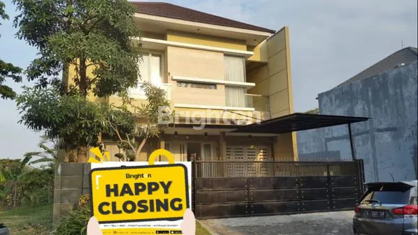 image RUMAH BAGUS TERAWAT CLUSTER TERDEPAN CITRALAND (2)