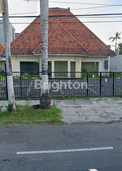 image RUMAH USAHA LOKASI STRATEGIS TENGAH KOTA SURABAYA SIAP BEROPERASI (1)