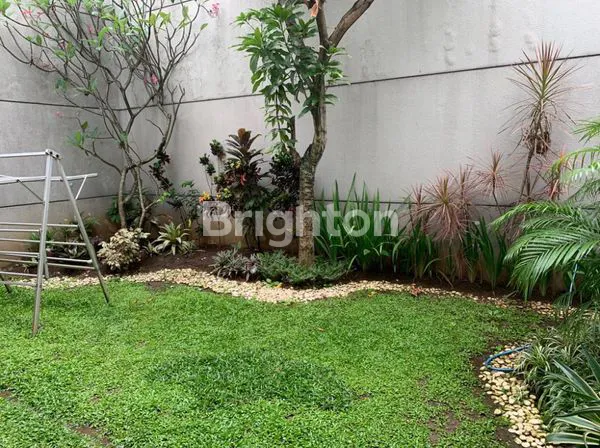 image RUMAH MINIMALIS KAWASAN ELITE SIAP HUNI @GRAHA FAMILI (10)