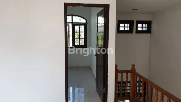 image RUMAH DI TENGAH KOTA (4)