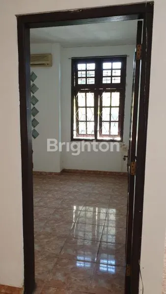 image RUMAH DI TENGAH KOTA (6)