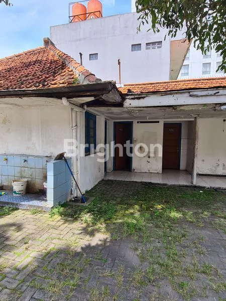 image RUMAH DEKAT SIMPANG LIMA SEMARANG (2)