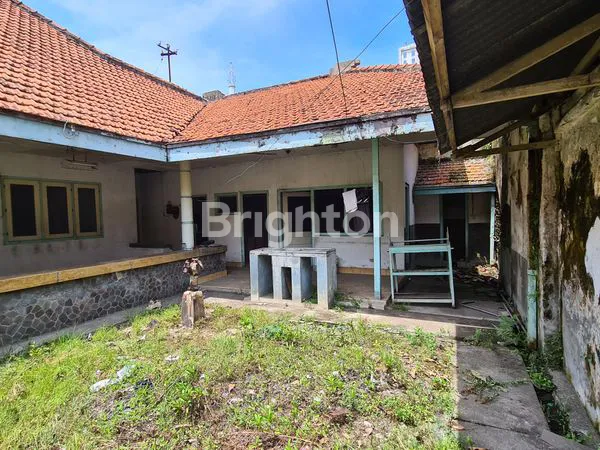 image RUMAH DEKAT SIMPANG LIMA SEMARANG (3)
