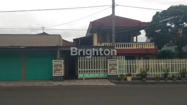 image RUMAH 2 LANTAI KEDIRI (1)