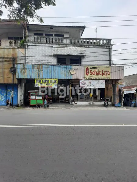 image RUMAH DI JALAN RAYA VETERAN (2)