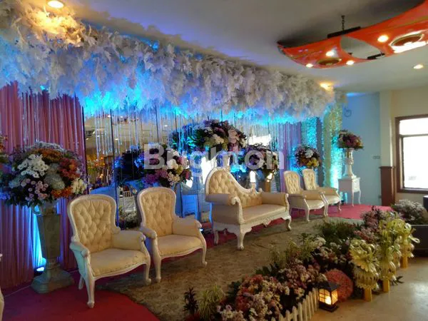 image RESTO MEWAH RAYA MENGANTI (4)