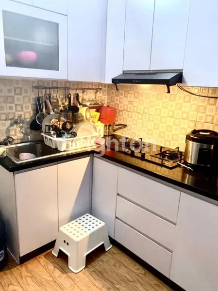 image RUMAH RAPI SIAP HUNI DI CLUSTER NUBIA GRIYA SERPONG SURADITA RESIDENCE CISAUK TANGERANG (2)