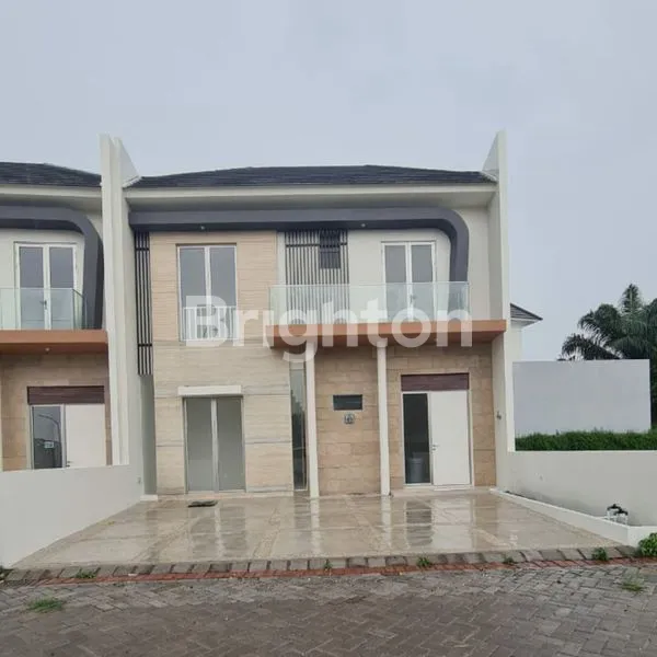 image GREENLAND BARU GRESS SIAP HUNI (1)