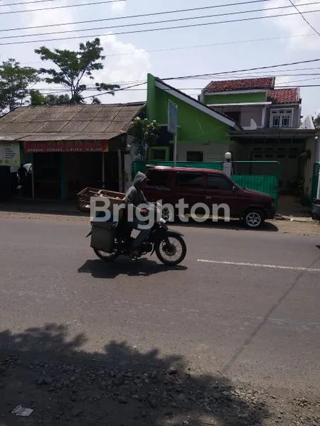 image RUMAH STRATEGIS DI 0 RAYA MENGANTI (4)