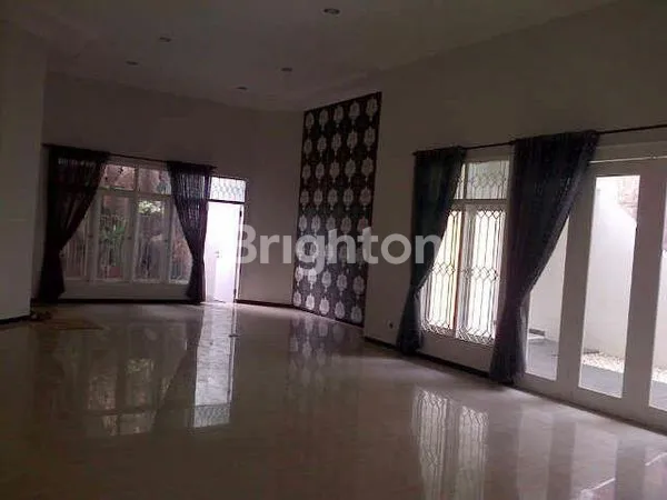 image RUMAH DI KAWASAN CANDISARI (3)