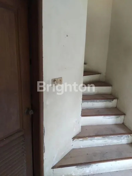 image RUMAH DI HOOK LOKASI STRATEGIS DI TENGAH KOTA BOGOR HARGA PANDEMI (3)