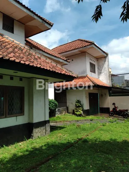 image RUMAH DI HOOK LOKASI STRATEGIS DI TENGAH KOTA BOGOR HARGA PANDEMI (8)