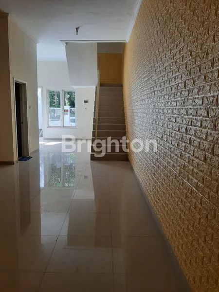 image RUMAH GUNUNG ANYAR IKIP NEW (2)