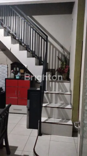 image RUMAH MINIMALIS 2 LANTAI (1)